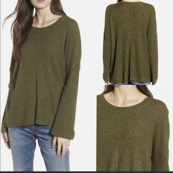 Madewell Sweaters - Madewell olive crew with front seam